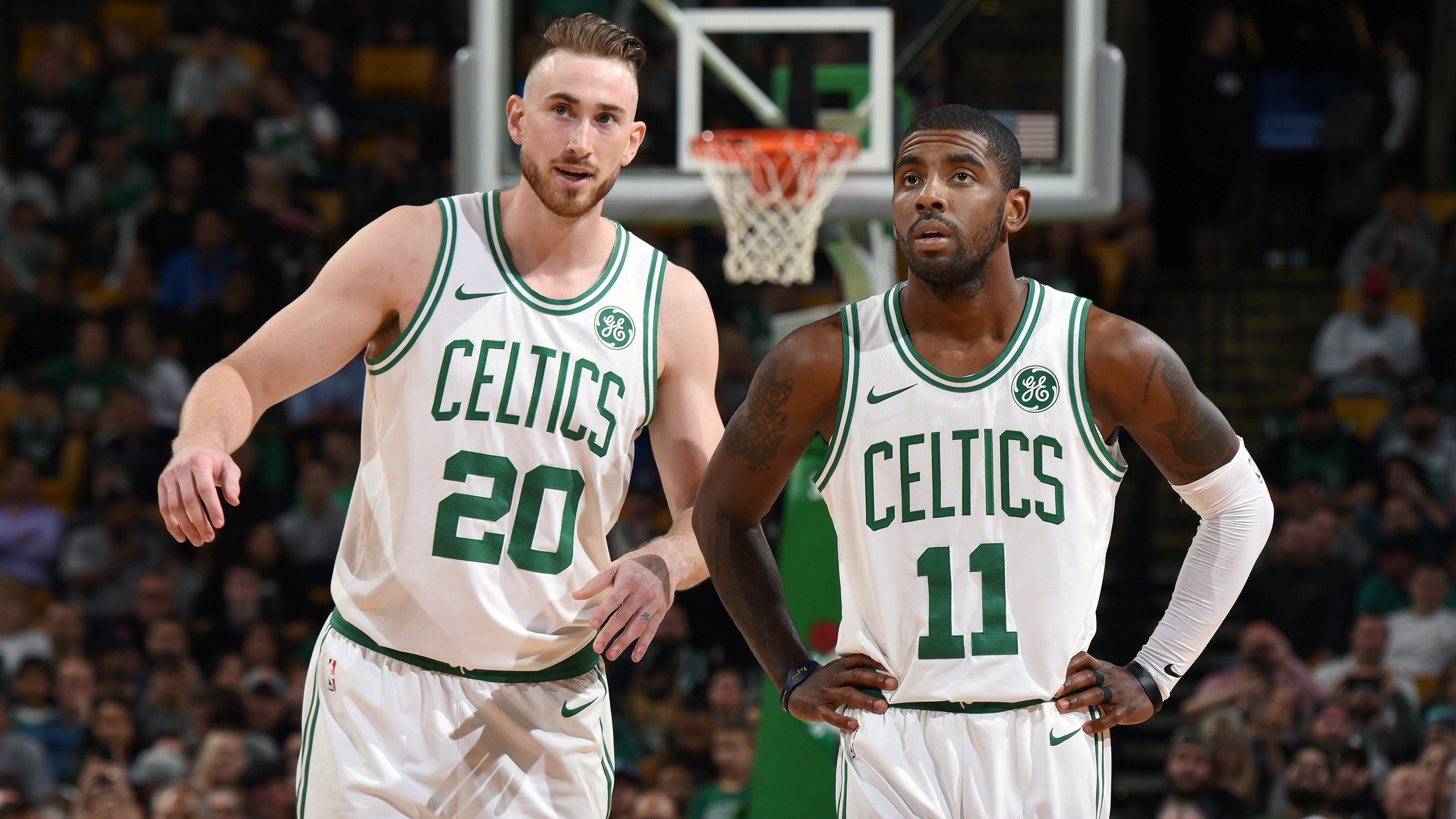 孙兴慜天神下凡!帽子戏法撕裂巴萨,西甲豪门后防线沦为豆腐渣,孙兴慜帽子戏法!巴萨防线被撕成碎片